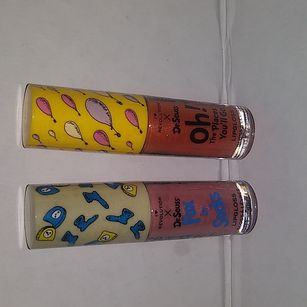 NWT Set of 2 Cat in the Hat Revolution Collab